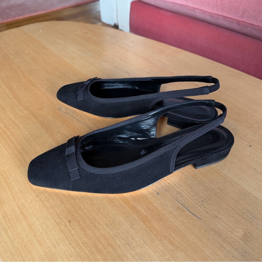 Doen Black Slingback velvet NWT size 38 sold out in this size ($350 online)